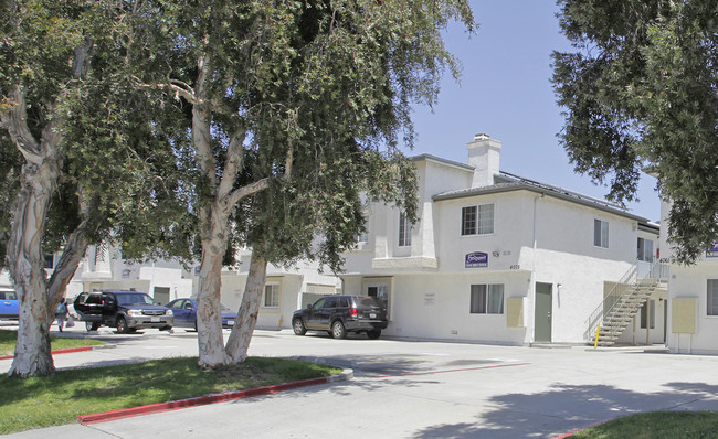 4075-4095 Texas St in San Diego, CA - Building Photo - Building Photo