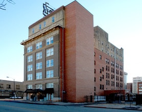 The Holt Apartments in Wichita Falls, TX - Building Photo - Building Photo