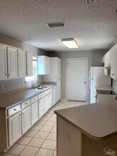25 Cactus Rd in Mary Esther, FL - Building Photo - Building Photo