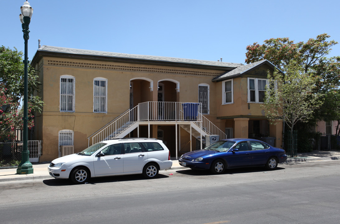 1108 E San Antonio Ave in El Paso, TX - Foto de edificio