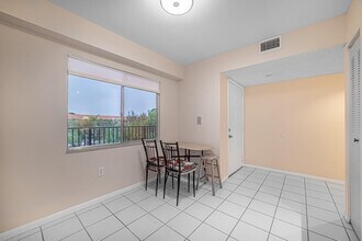901 SW 141st Ave in Pembroke Pines, FL - Building Photo - Building Photo
