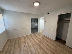 8136 Troost Ave in Kansas City, MO - Building Photo