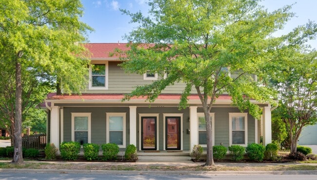 1323 S Louisiana St in Little Rock, AR - Building Photo - Building Photo