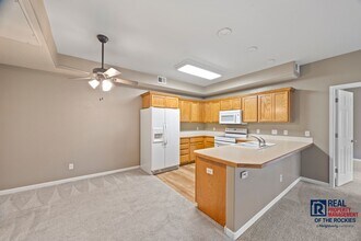 Charming Main Floor Condo in Water Valley in Windsor, CO - Building Photo - Building Photo