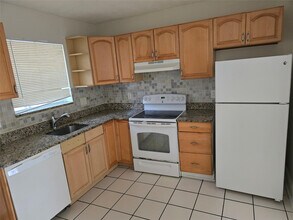 807 W Las Olas Blvd in Fort Lauderdale, FL - Building Photo - Building Photo