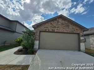 property at 156 Middle Grn Lp