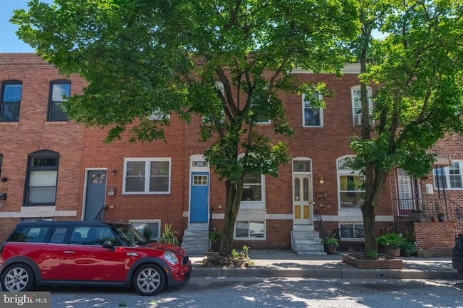 property at 527 S Lakewood Ave