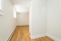 41 South St, Unit B2 in Boston, MA - Building Photo - Building Photo