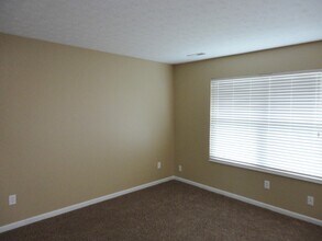1337 Vimla Way in Xenia, OH - Building Photo - Building Photo