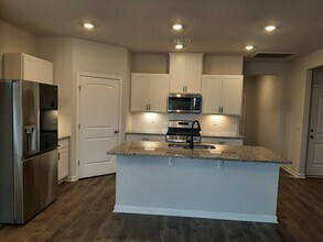 3085 White Hbr Dr in White House, TN - Building Photo - Building Photo