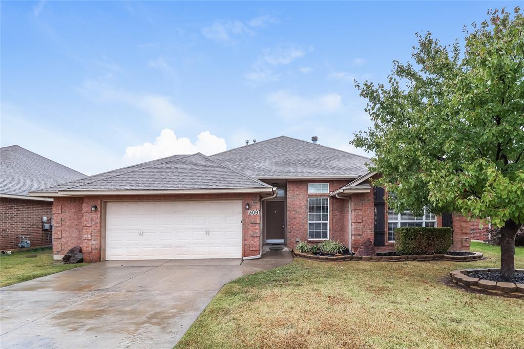 509 SW 158th Terrace in Oklahoma City, OK - Foto de edificio