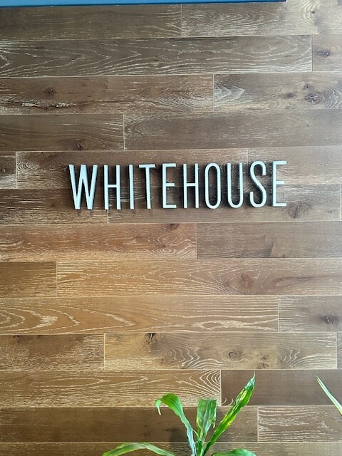 8400 De Longpre Ave, Unit #207 in West Hollywood, CA - Foto de edificio