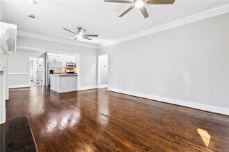 3725 Burnt Hickory Dr in Dacula, GA - Foto de edificio - Building Photo