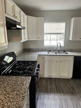 10533 Barnham St in Houston, TX - Building Photo - Building Photo