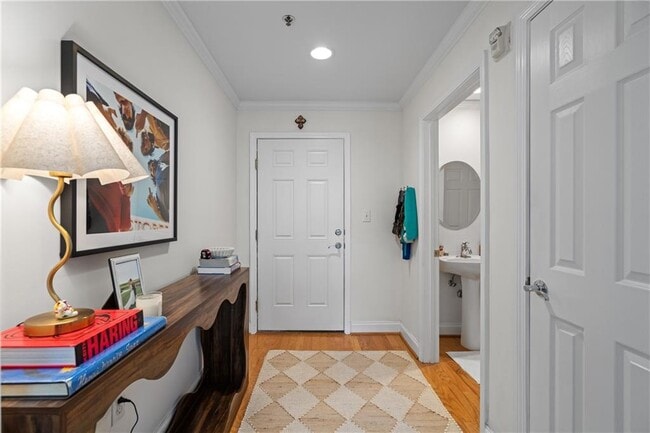 50 Biscayne Dr NW in Atlanta, GA - Building Photo - Building Photo