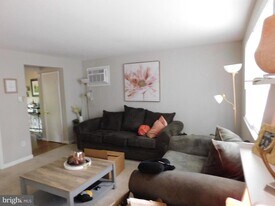 6597 Davis Ford Rd in Manassas, VA - Building Photo