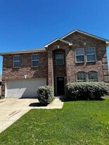 820 Wrigley Dr in Burleson, TX - Building Photo