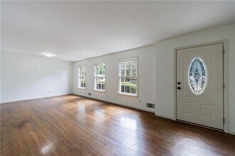 160 Jayne Ellen Way in Alpharetta, GA - Building Photo - Building Photo