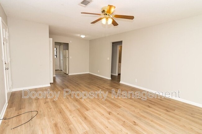 5120 Old Trail in Red Bank, TN - Building Photo - Building Photo