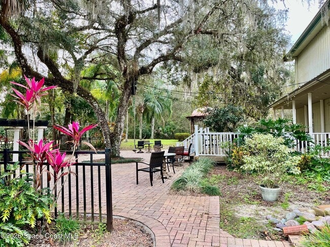 232 N Jungle Rd in Geneva, FL - Building Photo - Building Photo