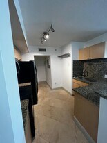 1011 Villa Ln, Unit 1011 in Boynton Beach, FL - Building Photo