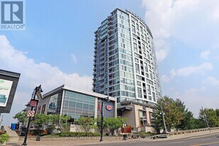 1035 Bank St in Ottawa, ON - Building Photo