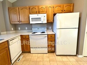 1009 Bison Cir in Papillion, NE - Building Photo - Building Photo