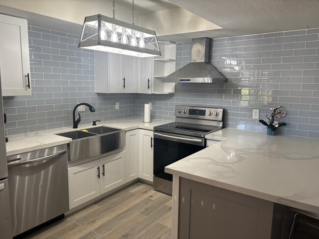 property at 8155 E Roosevelt St