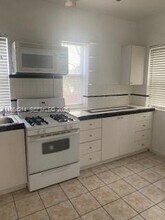 1537 SW 1st St in Miami, FL - Building Photo - Building Photo