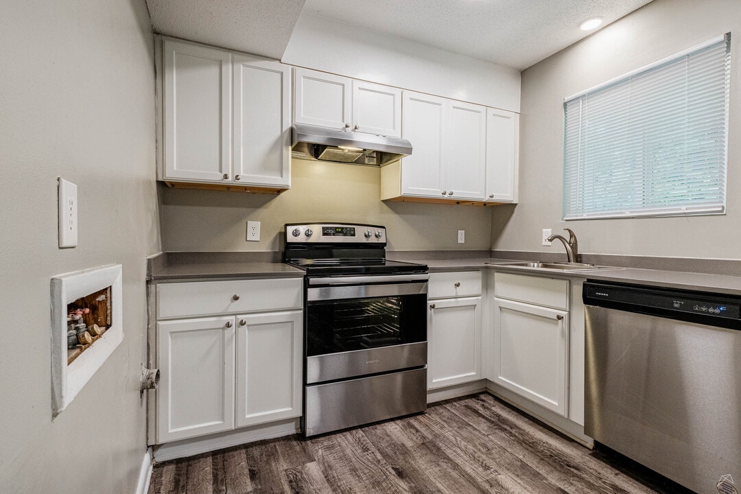 Walnut Creek Apartments in Raleigh, NC - Building Photo