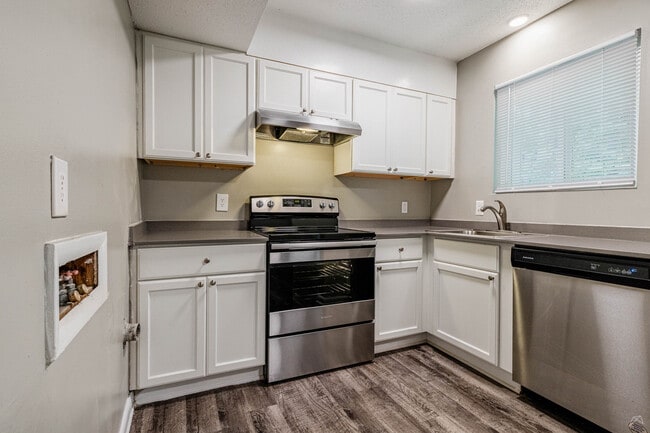 Walnut Creek Apartments