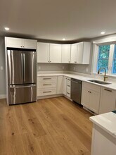 189 Colonial Dr in Portsmouth, NH - Building Photo - Building Photo