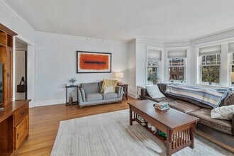 2152 W Agatite Ave in Chicago, IL - Building Photo - Building Photo