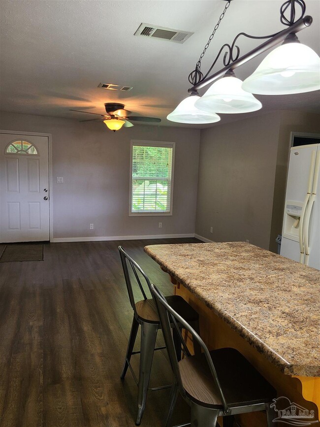 3505 Oakcalla Dr in Pensacola, FL - Building Photo - Building Photo