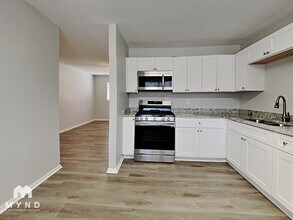 4245 Larson Ln in Fort Worth, TX - Building Photo - Building Photo