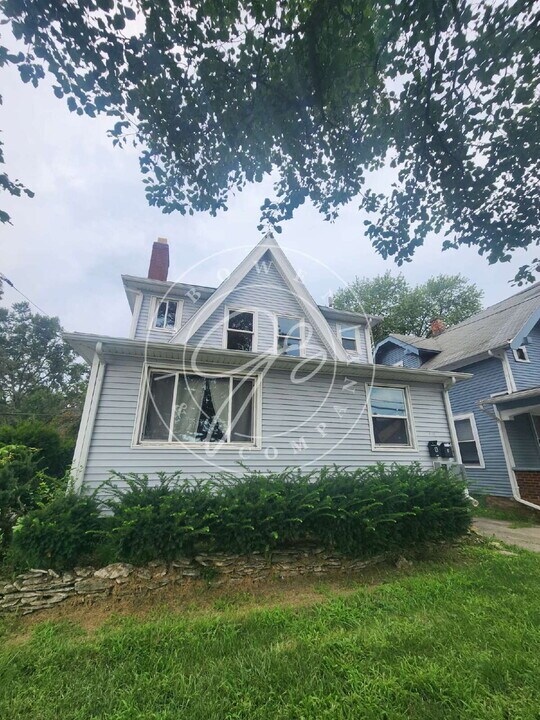 4135 Jackman Rd in Toledo, OH - Building Photo