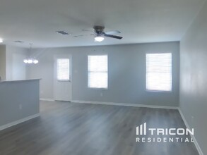 12339 Carlson Valley in San Antonio, TX - Building Photo - Building Photo