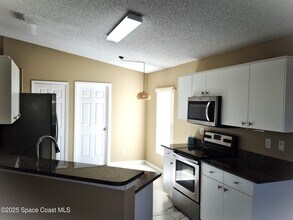 2365 Bayhill Dr in Melbourne, FL - Building Photo - Building Photo