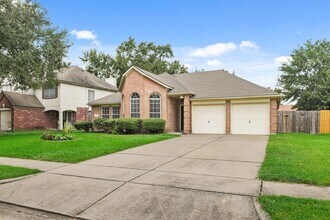 3651 Woodlace Dr in Humble, TX - Building Photo - Building Photo