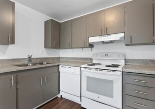 Stateside Flats in Olympia, WA - Foto de edificio - Building Photo