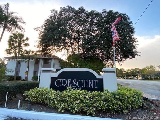 8400 Coral Lake Way, Unit 8400 in Coral Springs, FL - Building Photo