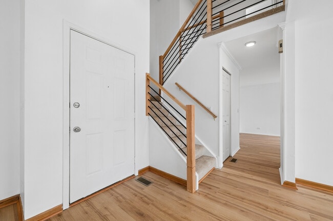 1553 Brandywyn Ct N in Buffalo Grove, IL - Building Photo - Building Photo