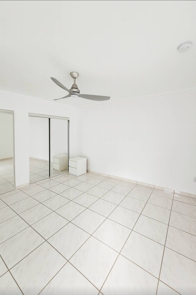 8540 SW 16th St in Miami, FL - Building Photo - Building Photo