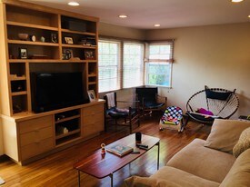 2329 Clark Ave in Venice, CA - Building Photo