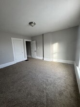 235-237-237 Avondale Ave in Columbus, OH - Building Photo - Building Photo