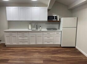 4400 N Lakewood Blvd in Long Beach, CA - Building Photo