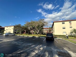 251 SW 134th Way in Pembroke Pines, FL - Building Photo - Building Photo