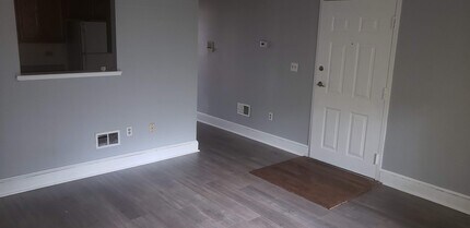 5515 Black St in Pittsburgh, PA - Foto de edificio - Building Photo