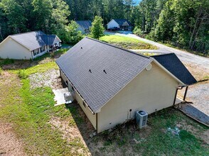 55 Silver Fox Ct in Dahlonega, GA - Building Photo - Building Photo