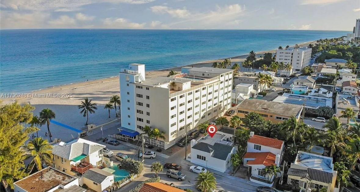310 Oregon St, Unit 3 in Hollywood, FL - Building Photo